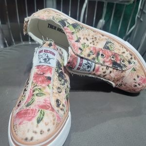 New true religion shoes